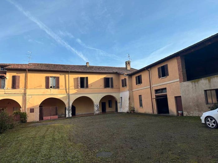 Casa con 6 locali in vendita in Via Alcide De Gasperi, Piazza, Bedizzole