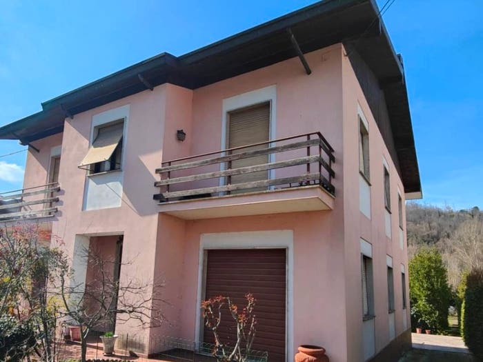 Casa con 6 locali in vendita in Via San Nicola, Gragnola, Fivizzano