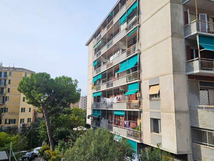 Appartamento trilocale in vendita in Via Giulio Tanini, Borgoratti, Genova