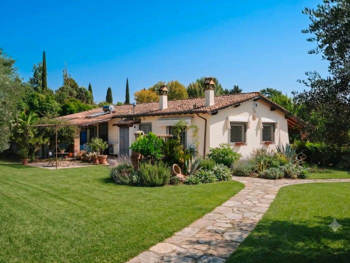 Casa con 6 locali in vendita in Via del Praticello Alto, Formello