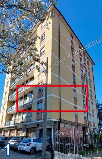 Appartamento trilocale in vendita in Via Stazione, Centro, Varallo Pombia