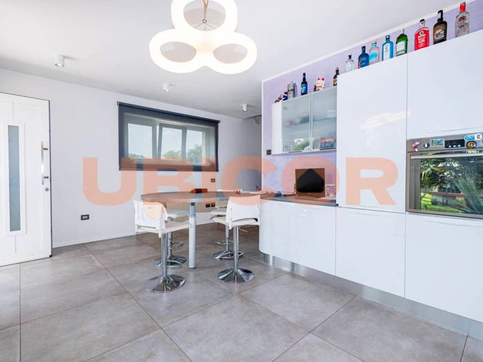 Casa con 6 locali in vendita in Salboro, Padova