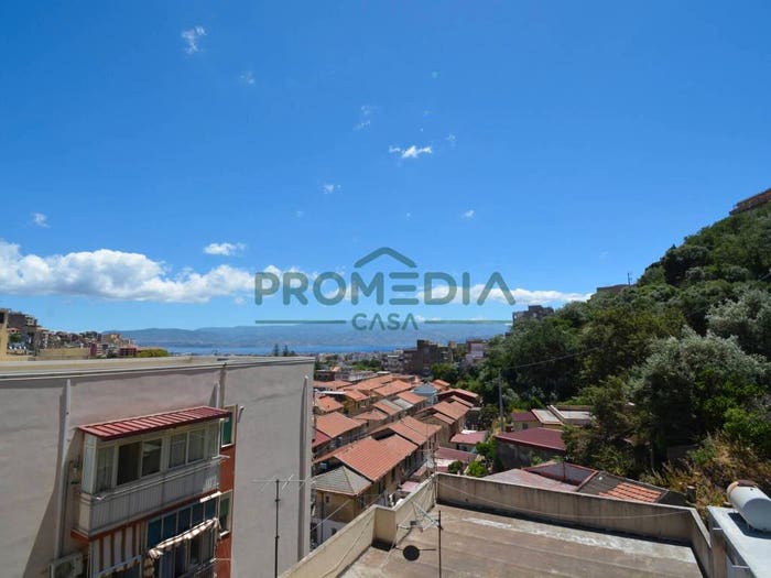 Appartamento bilocale in vendita in Via Santa Silvia, Villaggio Santo, Messina