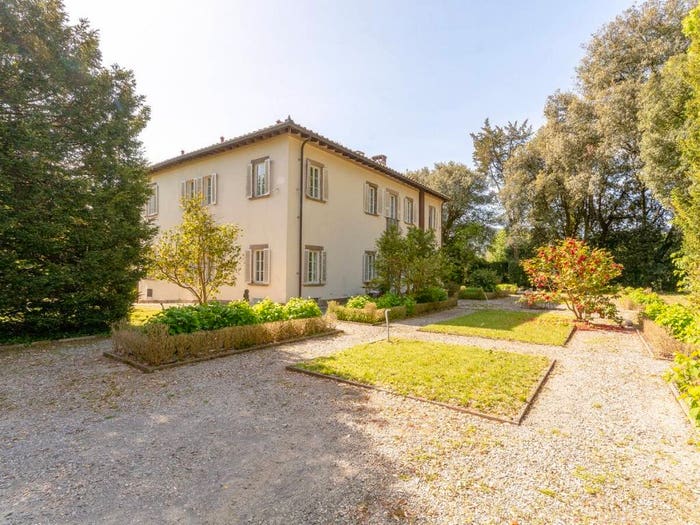 Casa con 6 locali in vendita in via Santa Maria del Giudice, San Lorenzo a Vaccoli, Lucca