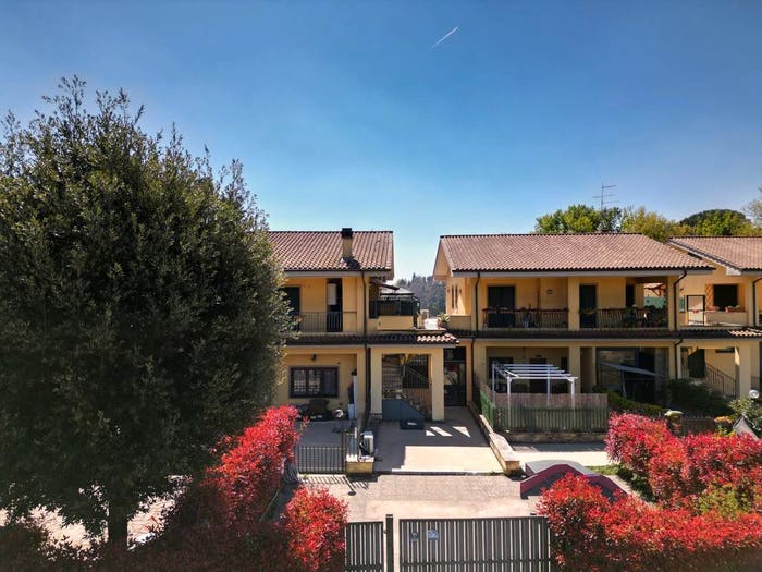 Appartamento trilocale in vendita in Via Colle Girello, Centro, Palestrina