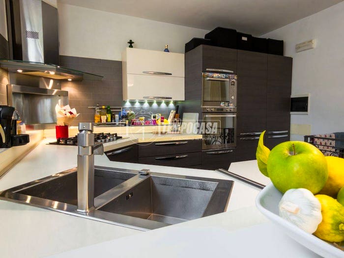 Casa con 5 locali in vendita in Via Pardini Cinquale, Cinquale, Montignoso