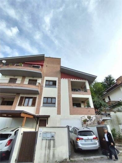 Appartamento trilocale in vendita in Miglianico