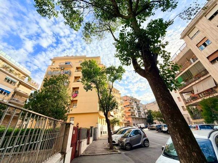 Appartamento trilocale in vendita in Via Paola Falconieri, Monteverde Nuovo, Roma