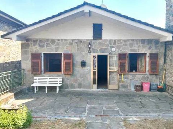 Casa quadrilocale in vendita in Del Lavatoio, Patigno, Zeri