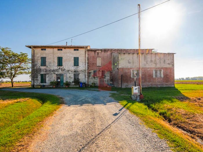 Casa con 6 locali in vendita in Paroletta, Fontanellato