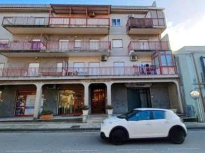 Appartamento quadrilocale in vendita in V Nazionale Rometta Marea ME Italia, Rometta Marea, Rometta