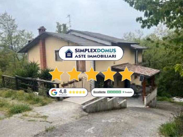 Appartamento con 6 locali in vendita in Cda Sant'Onofrio, Centro, Viggianello