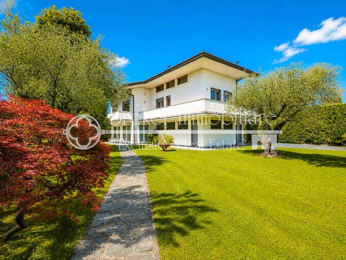 Casa con 6 locali in vendita in Via Michelangelo Buonarroti, Centro, Forte dei Marmi