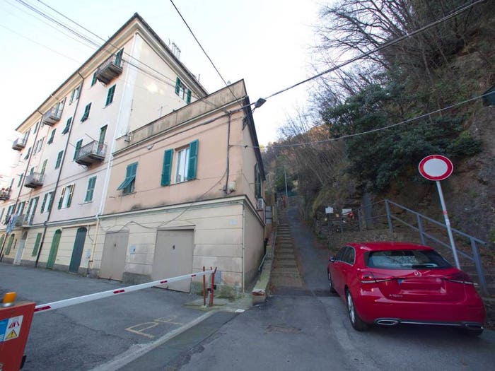 Appartamento bilocale in vendita in Via Laiasso, Molassana, Genova