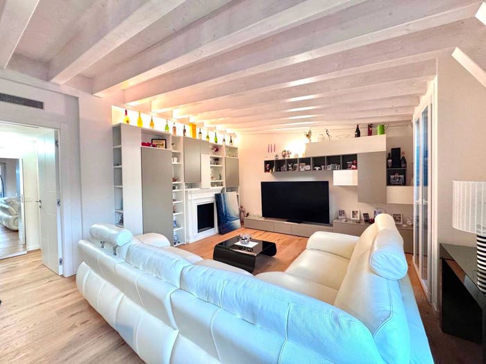 Casa trilocale in vendita in Via Costanza, Washington, Milano