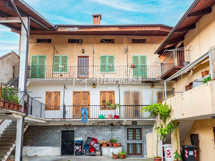 Appartamento con 5 locali in vendita in Via delle Alpi, Centro, Giaveno