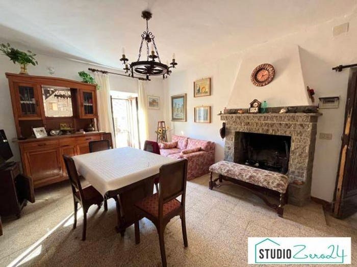 Appartamento con 5 locali in vendita in Via Piave, Bassano in Teverina