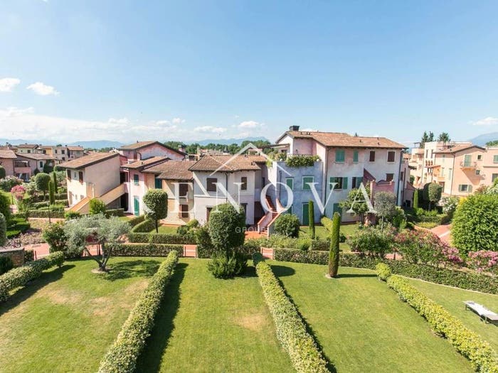 Appartamento trilocale in vendita in Località Sermana, Peschiera del Garda