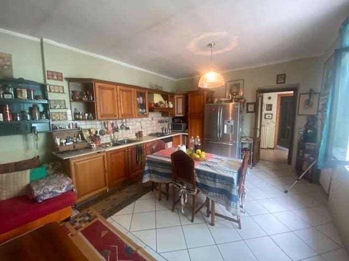Casa con 6 locali in vendita in Centro, Villaromagnano