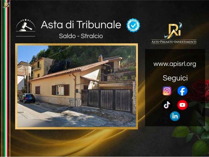 Casa con 5 locali in vendita in Via Roma, Centro, Capistrello