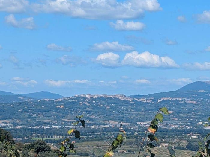 Casa trilocale in vendita in Via dei Cacciatori, Bettona