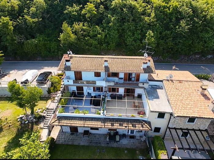 Appartamento trilocale in vendita in Via Fasse, Brenzone sul Garda