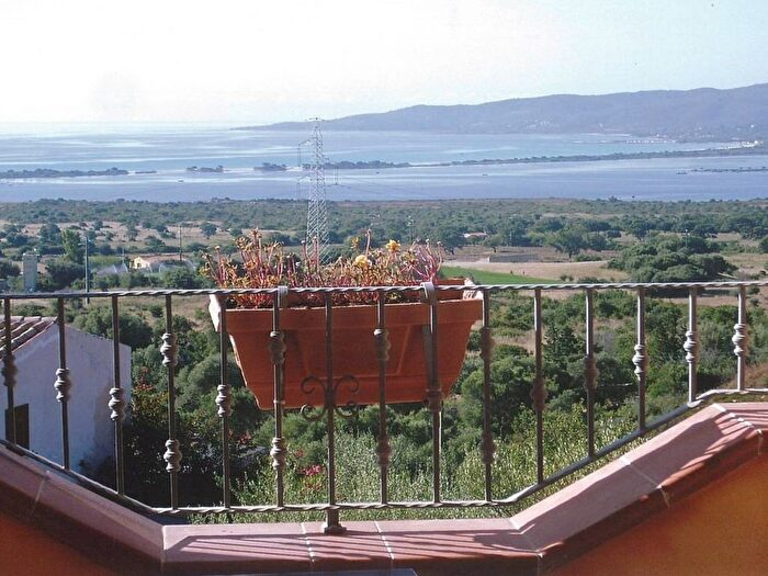 Casa trilocale in vendita in Via Lu Fraili di Supra, San Teodoro