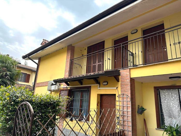 Appartamento trilocale in vendita in Via Marzano, Torre d'Arese