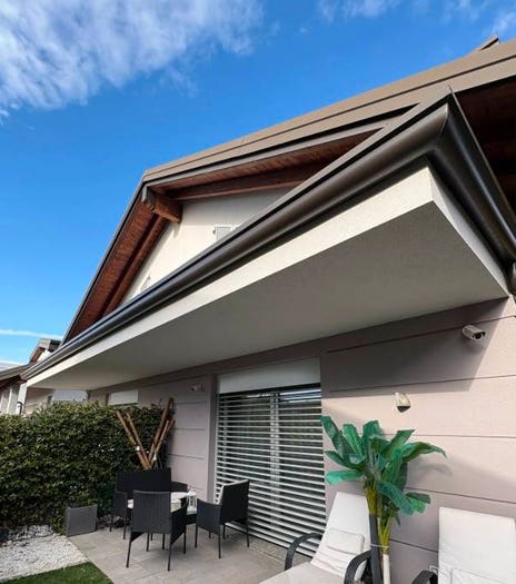 Casa quadrilocale in vendita in Via Daniele Crespi, Centro, Carate Brianza