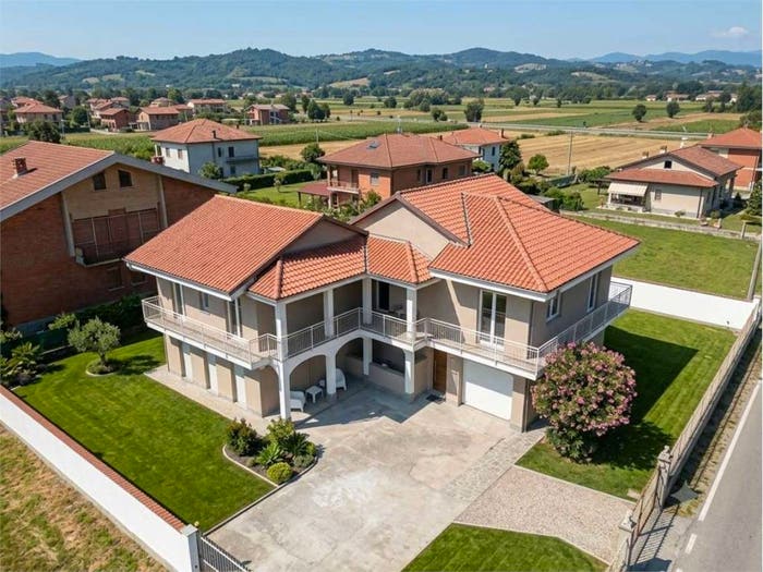 Appartamento con 5 locali in vendita in via Stura, Centro, Ciriè