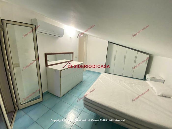 Appartamento bilocale in vendita in Piazza Stazione, Brolo