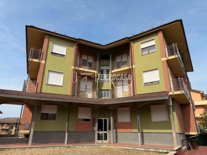 Appartamento quadrilocale in vendita in Via di Santa Croce B, Piazza, Mondovì