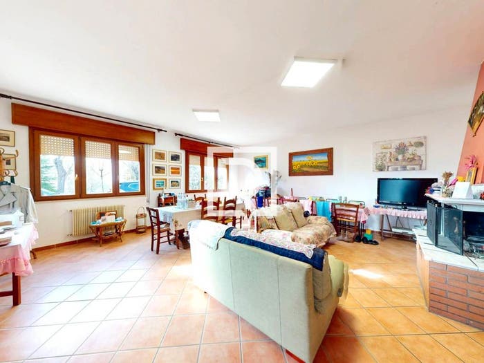 Casa quadrilocale in vendita in Civitella di Romagna