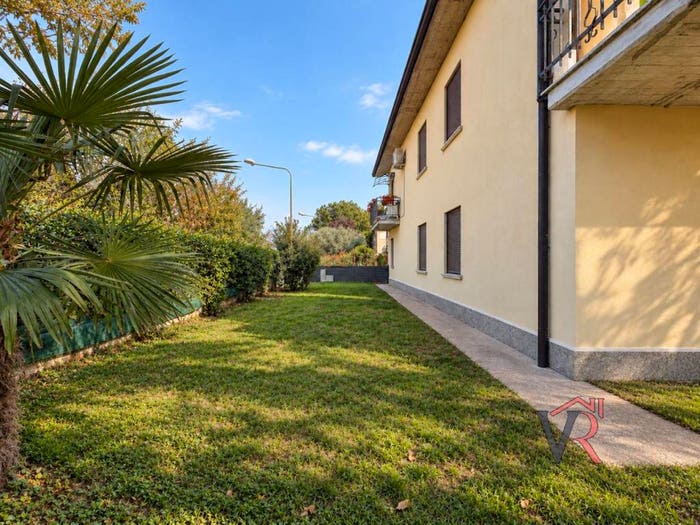 Appartamento trilocale in vendita in Via G Rovetta, Centro, Verolanuova