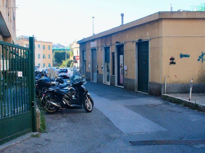 Appartamento con 5 locali in vendita in Via Fratelli Canale, San Martino, Genova