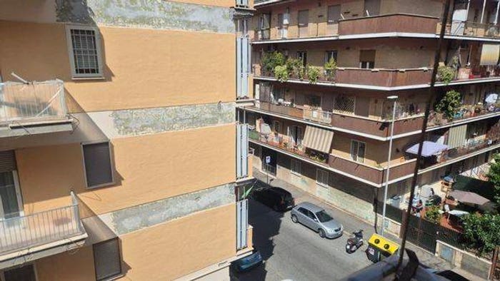 Appartamento trilocale in vendita in Via Ammiraglio Marzolo, Ostia Levante, Roma