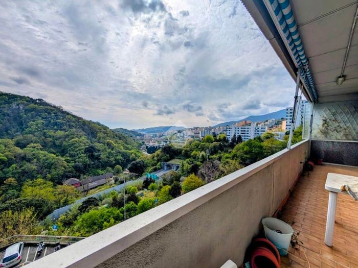 Appartamento quadrilocale in vendita in Via Enrico Fermi, Rivarolo, Genova