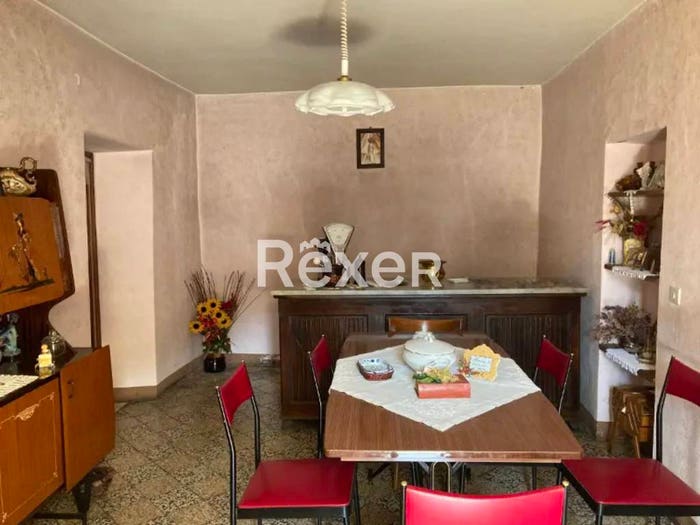 Casa quadrilocale in vendita in Via dell'Oratorio, Magliano, Sillano Giuncugnano