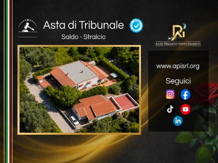 Appartamento con 6 locali in vendita in via degli Orti, Centro, Formello