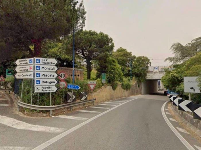 Appartamento con 5 locali in vendita in VIA CUPA IMPARATO, Zona Ospedaliera, Napoli