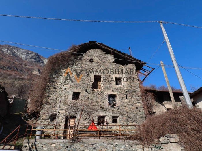 Casa in vendita in Frazione Breil de Barrel, Chatillon