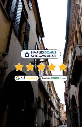 Appartamento con 5 locali in vendita in Vescovado, Piazze Duomo, Padova
