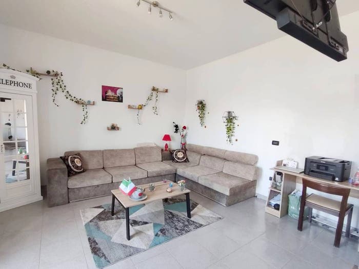 Appartamento con 5 locali in vendita in Via Guglielmo Marconi, Lequile