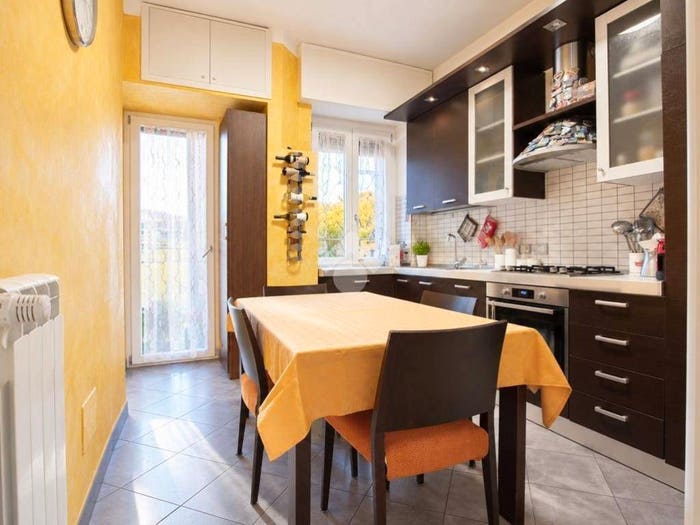 Appartamento trilocale in vendita in Via Giuseppe Di Vittorio, Città Giardino, Terni