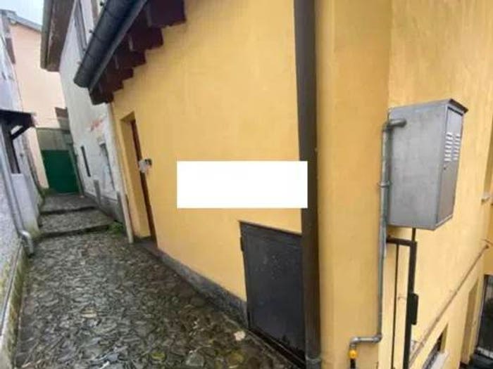 Appartamento trilocale in vendita in Località Orascio No Number, Maccagno con Pino e Veddasca