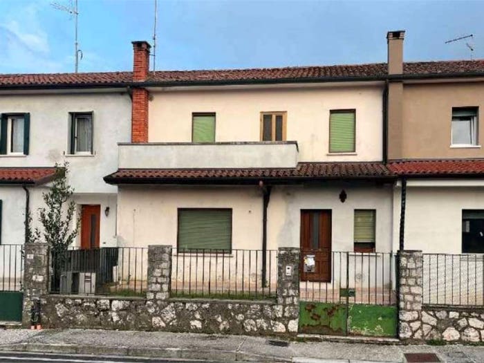 Casa con 6 locali in vendita in Piazza cecchini, Centro, Cordovado