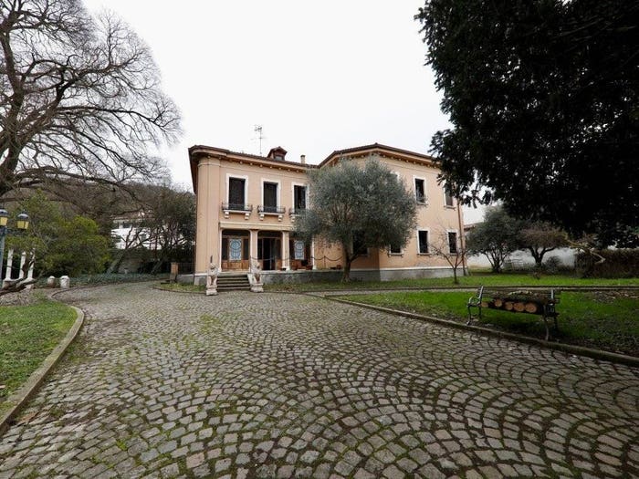 Casa con 5 locali in vendita in Via Santo Stefano, Zona Manfredini Rivadolmo Pesare, Este