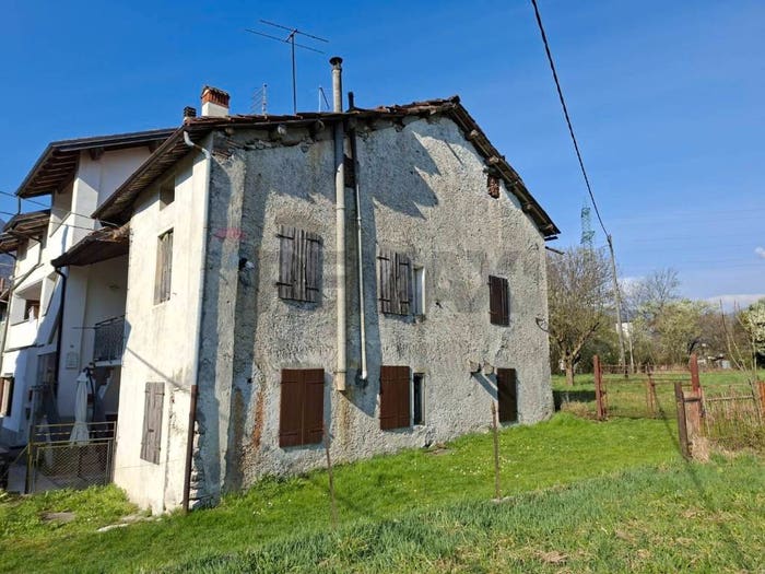 Casa quadrilocale in vendita in Vicolo De Facci, Anzù, Feltre