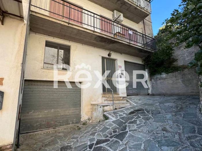 Appartamento quadrilocale in vendita in Via Archimede, Centro, Coreno Ausonio