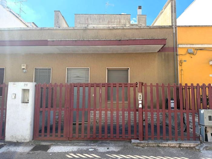 Casa trilocale in vendita in Via Lequile, San Cesario di Lecce
